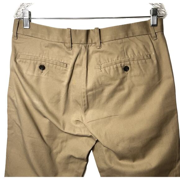 Gap Pants Mens size 33" Tan Chino Khakis Straight Leg Pockets Hook and Eye Close - Picture 4 of 11